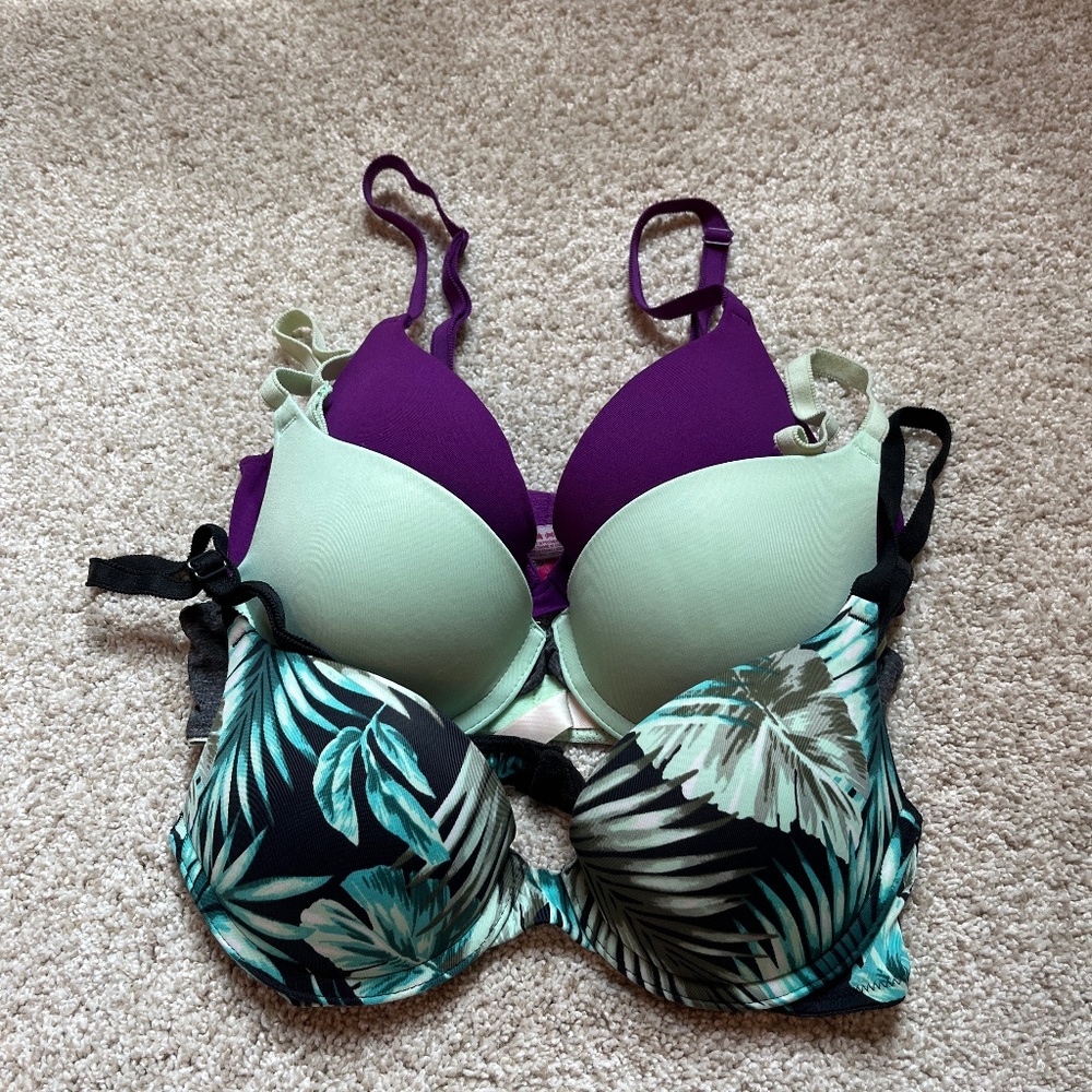 Lot of 3 Victoria’s Secret Pink Wear Everywhere Push-up bras